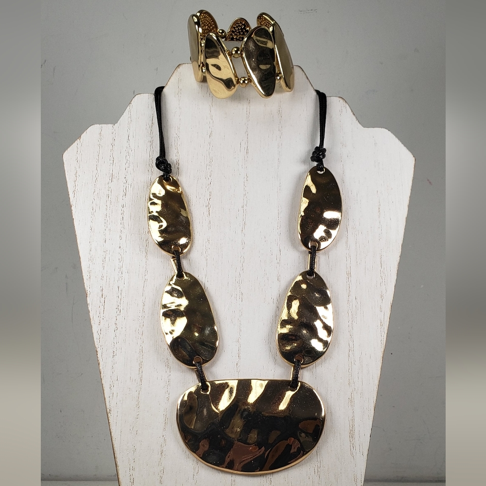 Gold Tone Hammered Style  Necklace & Bracelet 2 Piece Set